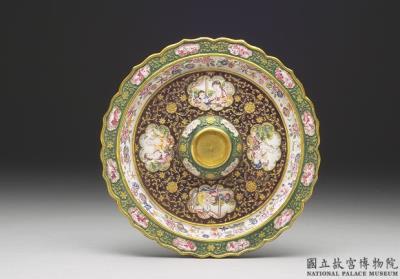 图片[2]-Gold saucer with champleve and painted enamel decor of European mother-and-child, Qing dynasty, Qianlong reign (1736-1795)-China Archive